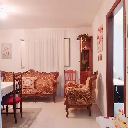 Nel Giardino Di Nunziatina Syrakus